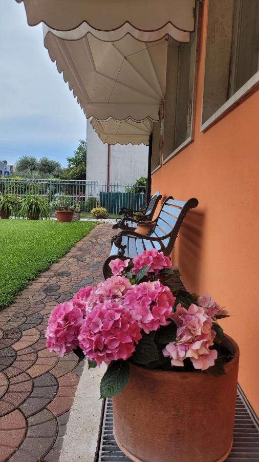 Albergo Villa Mimosa Torbole Sul Garda Εξωτερικό φωτογραφία