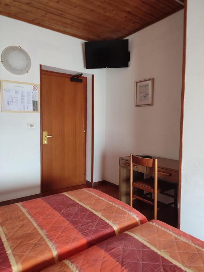 Albergo Villa Mimosa Torbole Sul Garda Εξωτερικό φωτογραφία
