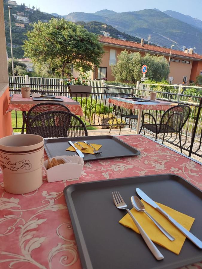 Albergo Villa Mimosa Torbole Sul Garda Εξωτερικό φωτογραφία